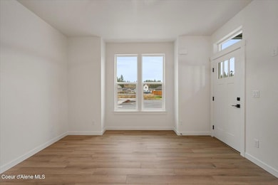 07-Entry and Living Room