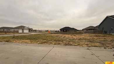 2710 S Lauren Ln, Fremont, NE 68025 - photo 4