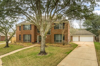 1801 Stonecreek Cir, Friendswood, TX 77546 - photo 3