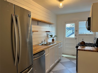 1853 W Main St unit 2, Houston, TX 77098 - photo 6