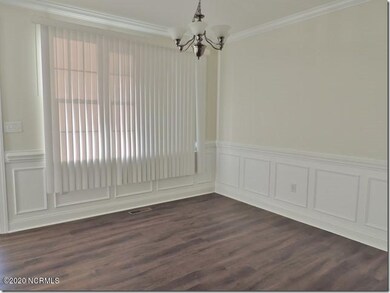 5 Dining Area