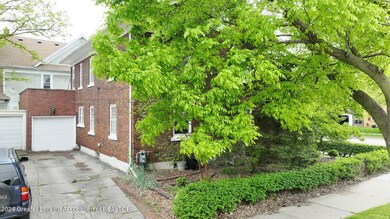 332 N Butler Blvd, Lansing, MI 48915 - photo 3