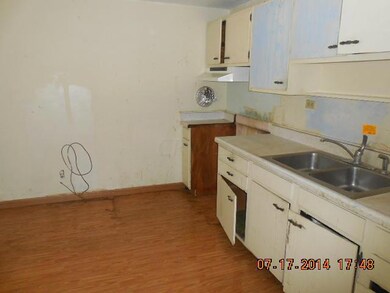 3900 Lynward Rd, Columbus, OH 43228 - photo 6