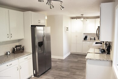 3414 Brisbane Dr, Lansing, MI 48911 - photo 5