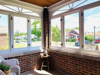 30 Betwood St, Albany, NY 12209 - photo 4