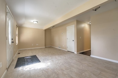 822 6th Ave NW, Minot, ND 58703 - photo 3