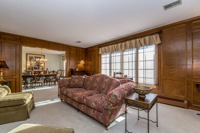 012-Living_Room-3483791-medium