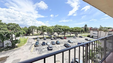 1450 NE 191st St unit 404, Miami, FL 33179 - photo 5