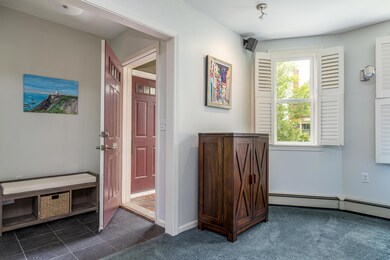 215 Vaughan St.#2_W5_001