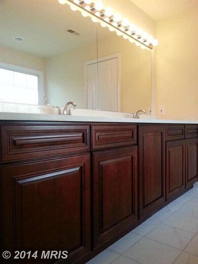 10729 Willow Oaks Dr, Bowie, MD 20721 - photo 2