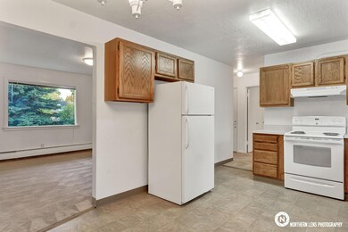 Living Room/Kitchen