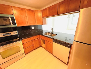 9001 SW 77th Ave unit C608, Miami, FL 33156 - photo 5