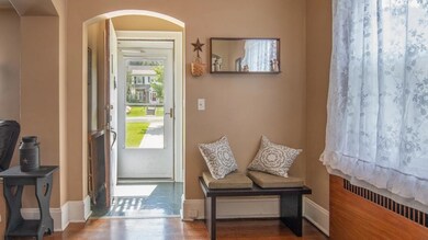 3. Foyer