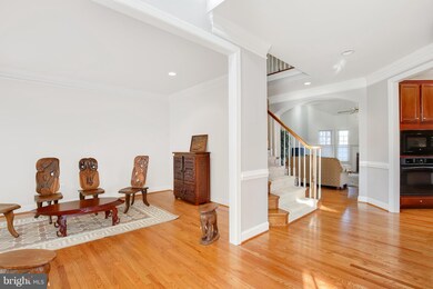 15634 Turtle Point Dr, Gainesville, VA 20155 - photo 4