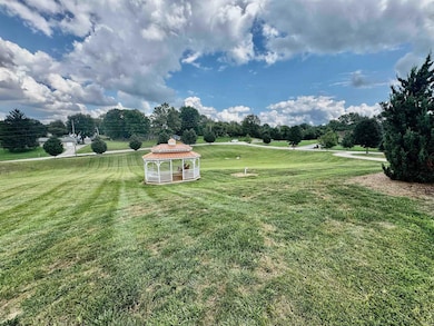 1485 E Lieutenant Ln, Bloomington, IN 47401 - photo 7