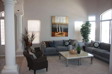 1501 E Catamaran Dr, Gilbert, AZ 85234 - photo 3