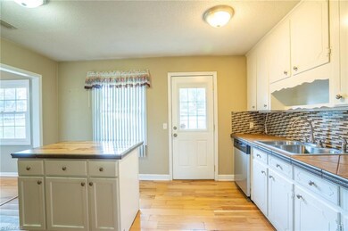 1578 Cliffwood Dr, Asheboro, NC 27205 - photo 6