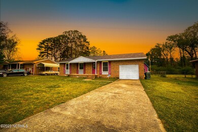 Exterior Photos (3)