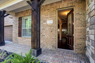 5123 E Jerad Dr, Houston, TX 77018 - photo 2