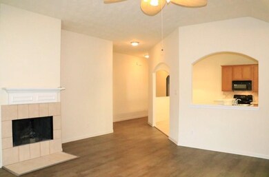 15914 Pleasant Green Cir, Tomball, TX 77377 - photo 4