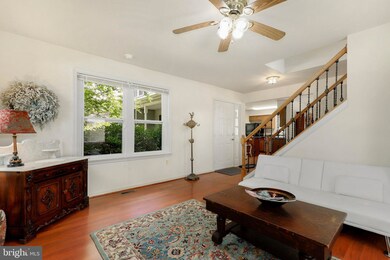 9330 Kings Post Ct, Laurel, MD 20723 - photo 6