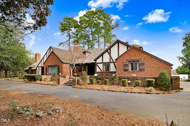 04-607 Lakeshore Dr-4