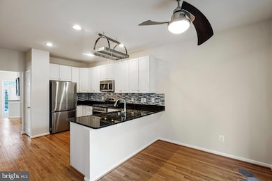 47406 Darkhollow Falls Terrace, Sterling, VA 20165 - photo 7