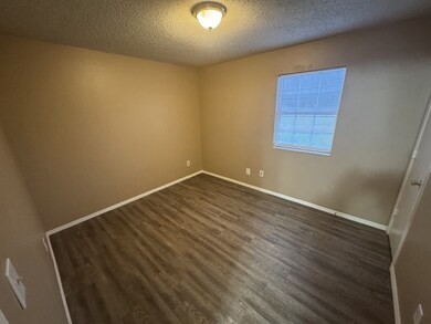 1523 Yager Rd unit E2, McMinnville, TN 37110 - photo 3