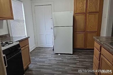 1229 S 34th St, South Bend, IN 46615 - photo 6