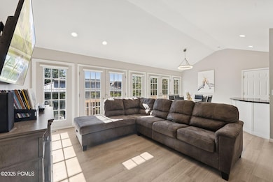 9193 Judd Ln, West Jordan, UT 84088 - photo 5