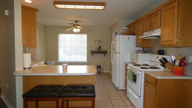 825 Huddleston Dr, Cache, OK 73527 - photo 4