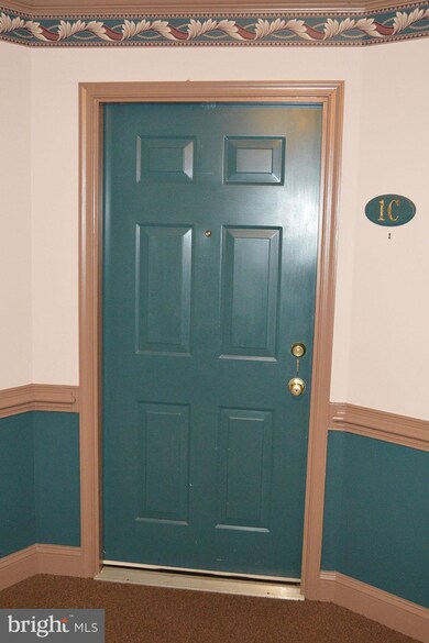 2404 Dominion Dr unit 1C, Frederick, MD 21702 - photo 5