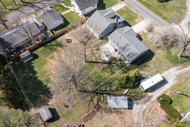 406 N Monroe St, Freeburg, IL 62243 - photo 5