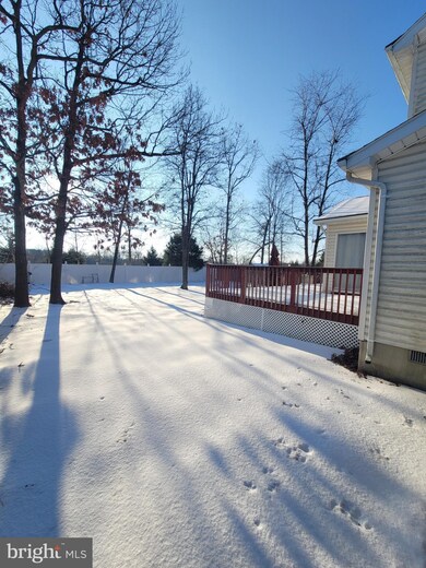 140 Churchill Dr, Stephens City, VA 22655 - photo 2