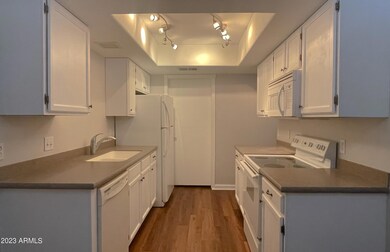 629 N MESA RD 1.3 New Flooring Kitchen 1