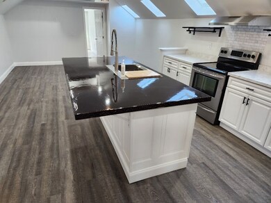 668 Grove St, Woonsocket, RI 02895 - photo 4