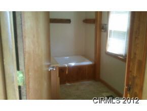 208 W Clay St, Kirklin, IN 46050 - photo 7