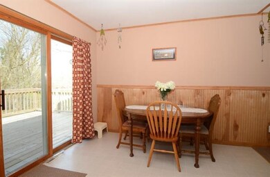 198 S Rutland Ave, Brooklyn, WI 53521 - photo 7