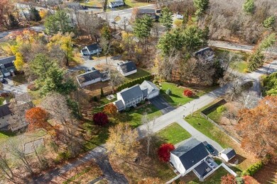 7 Brandon St, North Billerica, MA 01862 - photo 5