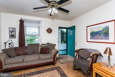 3022 Fleetwood Ave, Baltimore, MD 21214 - photo 5