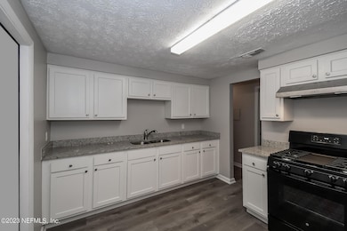 007-photo-kitchen-9963942