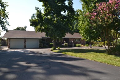 3886 Cheryl Dr, Redding, CA 96002 - photo 5