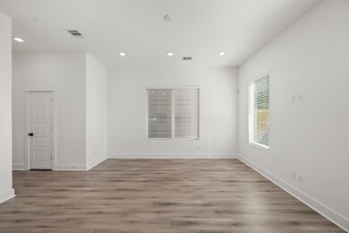 5820 Highland Sky Ln, Houston, TX 77091 - photo 5