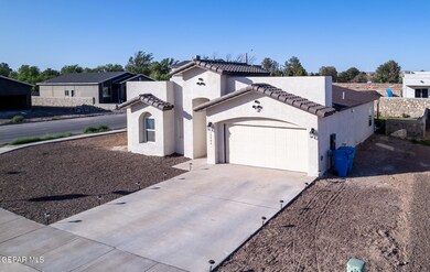 12005 Silent Place Ct, Socorro, TX 79927 - photo 6