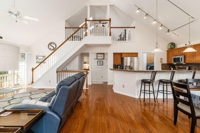 Gorgeous Open Flr Plan