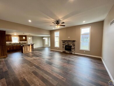 3315 SW 44th Terrace, Topeka, KS 66610 - photo 5