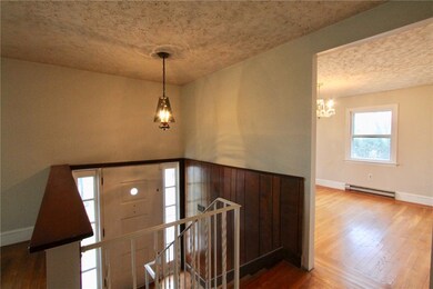 300 Forest Ave, Middletown, RI 02842 - photo 7