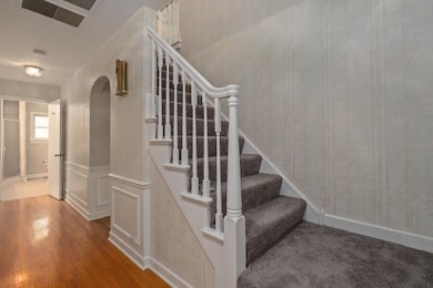 1036 Oakwood Ave, Des Plaines, IL 60016 - photo 4