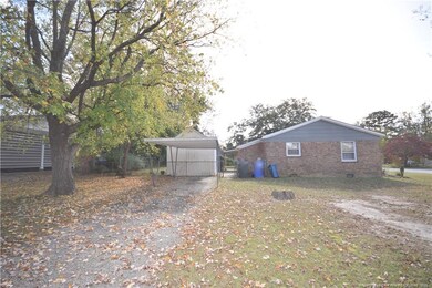 1401 Skycrest Dr, Fayetteville, NC 28304 - photo 4