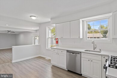 561 Balsam Ct, Runnemede, NJ 08078 - photo 5